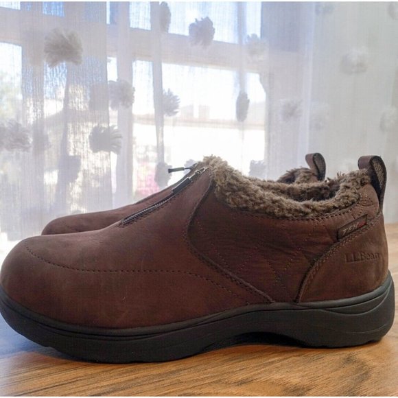L.L. Bean Women's US Size 10 Wide Waterproof Mocs Slip On Leather Rain Leather - Picture 2 of 10
